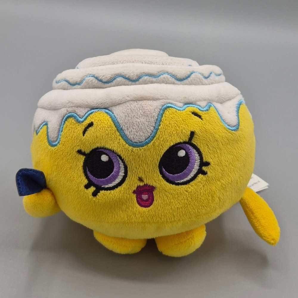 Shopkins D'lish Donut Plush Yellow 5 Inch Stuffed Animal Moose Toys 2013